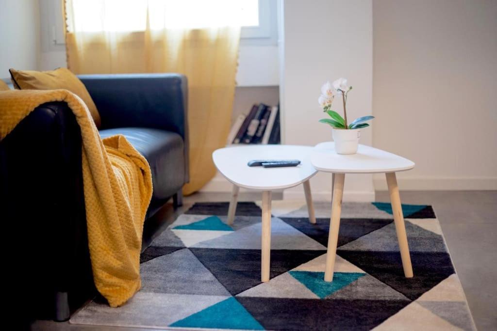 T2 Cosy & Moderne Avec Parking Prive Gratuit A Villeurbanne Exterior photo